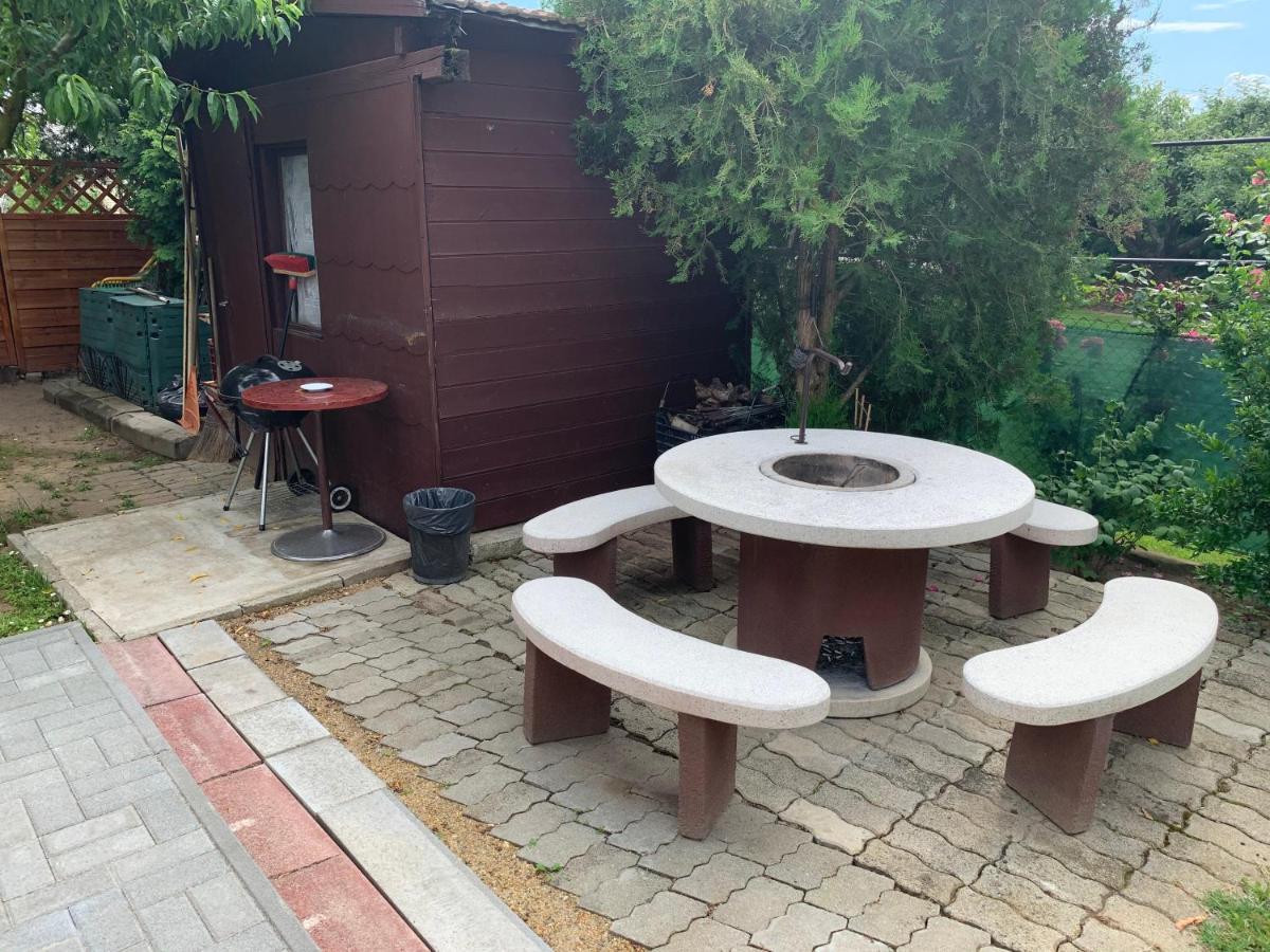 Nagcsalados Rozsa Apartman Balatonlelle Zewnętrze zdjęcie