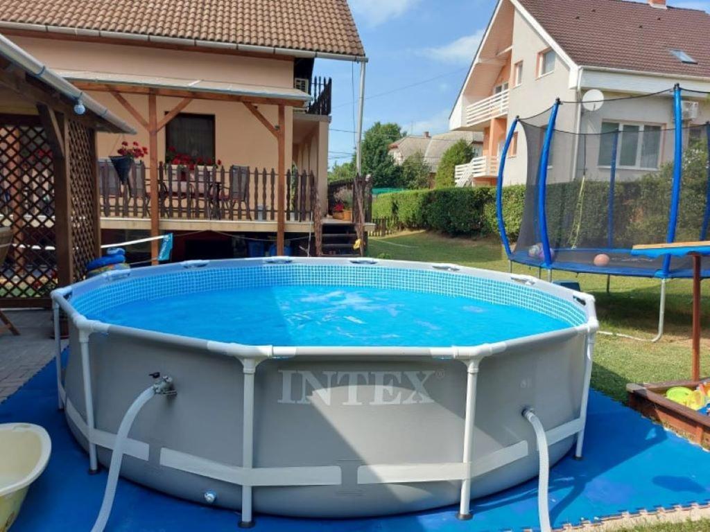 Apartament Nagcsalados Rozsa Apartman Balatonlelle Zewnętrze zdjęcie