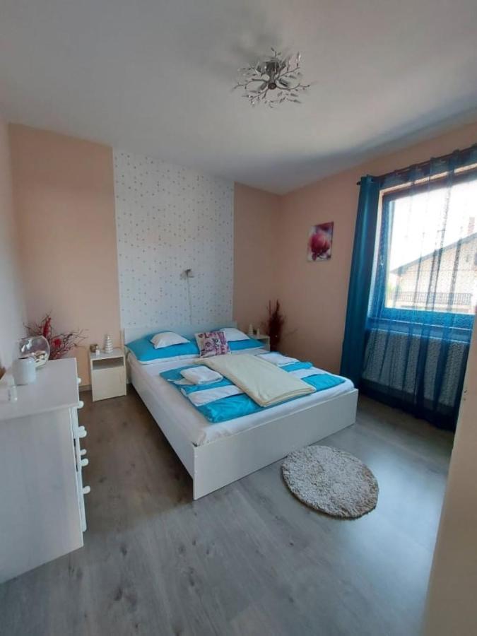 Apartament Nagcsalados Rozsa Apartman Balatonlelle Zewnętrze zdjęcie