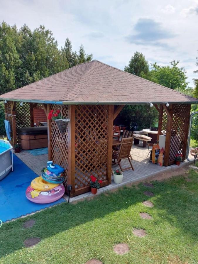 Nagcsalados Rozsa Apartman Balatonlelle Zewnętrze zdjęcie