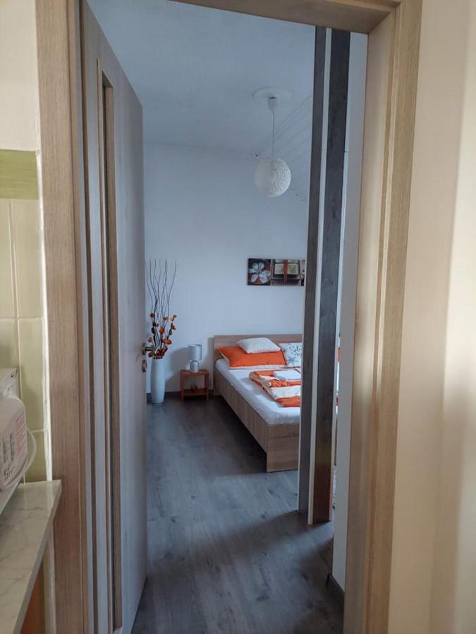 Apartament Nagcsalados Rozsa Apartman Balatonlelle Zewnętrze zdjęcie