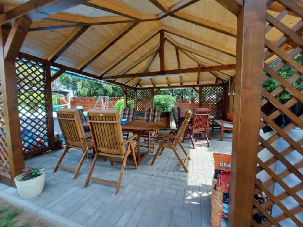 Nagcsalados Rozsa Apartman Balatonlelle Zewnętrze zdjęcie