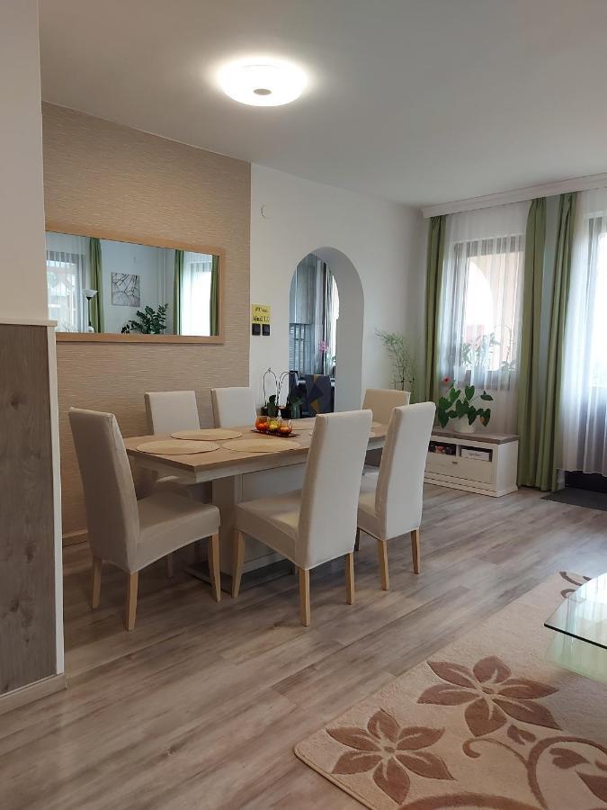 Apartament Nagcsalados Rozsa Apartman Balatonlelle Zewnętrze zdjęcie