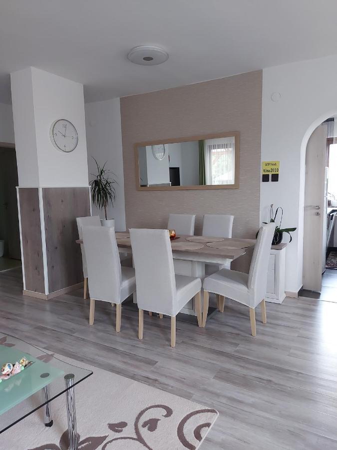 Apartament Nagcsalados Rozsa Apartman Balatonlelle Zewnętrze zdjęcie